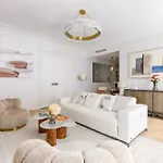 Appartamento Elegant Luxury For 6 On Champs-élysées Parigi