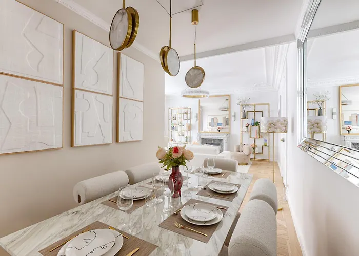 아파트 Elegant Luxury For 6 On Champs-elysees 파리