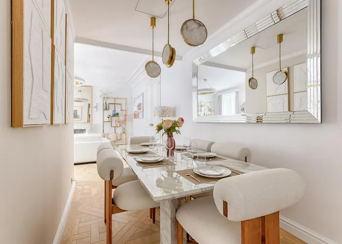 아파트 Elegant Luxury For 6 On Champs-elysees 파리